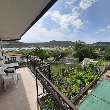 Apartment Diana Vinisce Marina