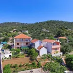 Diana Vinisce Marina